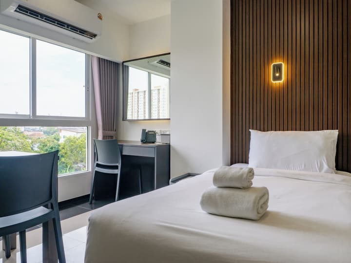 Samutprakarn Hotel