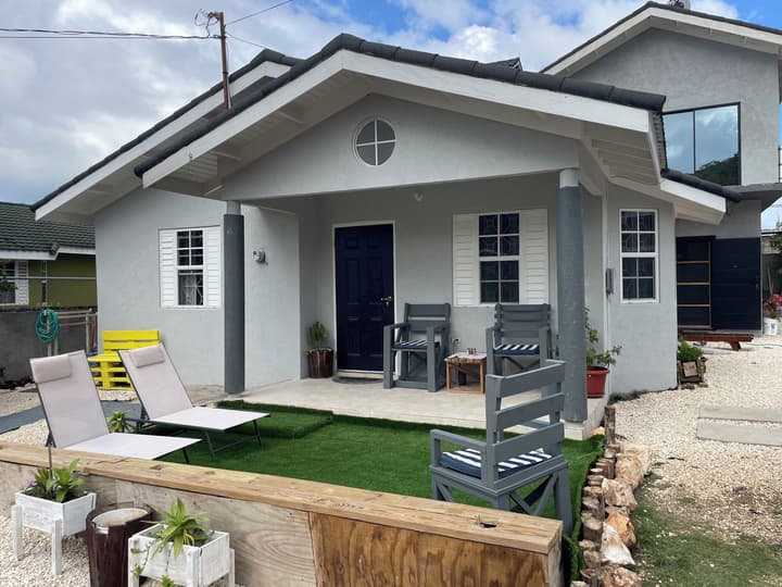 Sians Starfruit Villa
