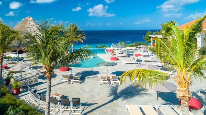 Tropical Twilight Haven Unwind in Style