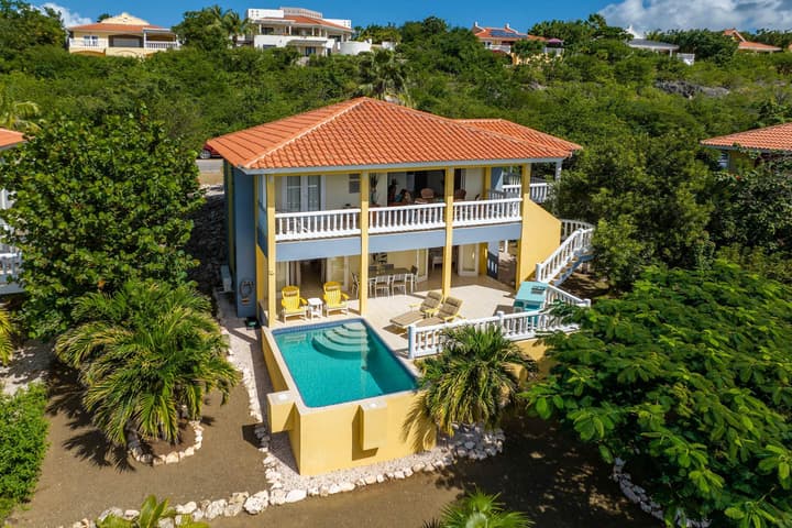 Tropical Twilight Haven Unwind in Style