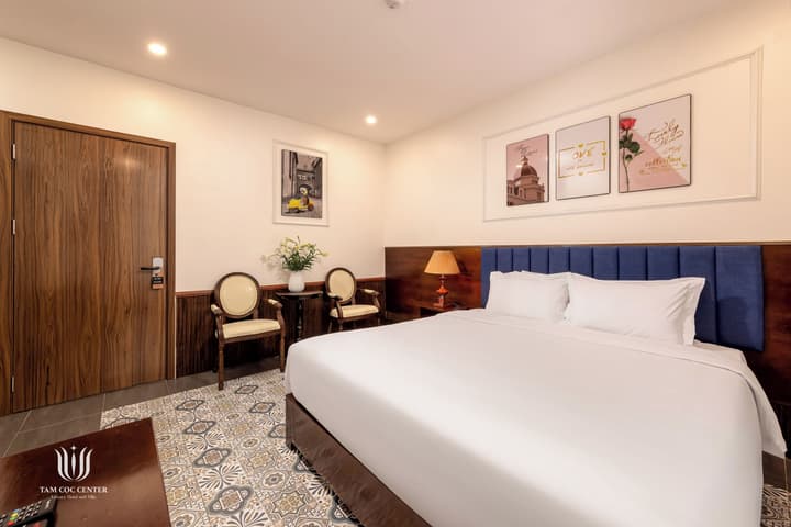 Tam Coc Center Luxury Hotel & Villa