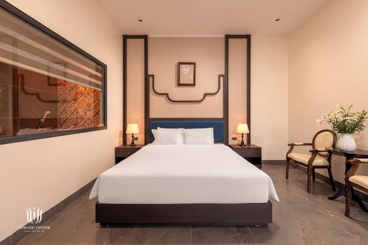 Tam Coc Center Luxury Hotel & Villa