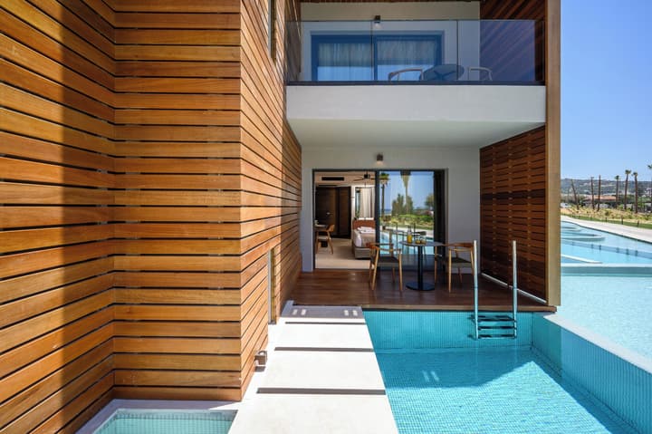 Nalu Resort & Spa
