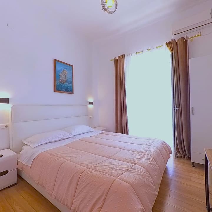 Mateo Rooms and Hostel