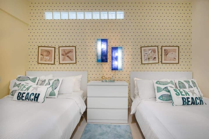 Beachfront Condo Costa del Sol Sleeps 6