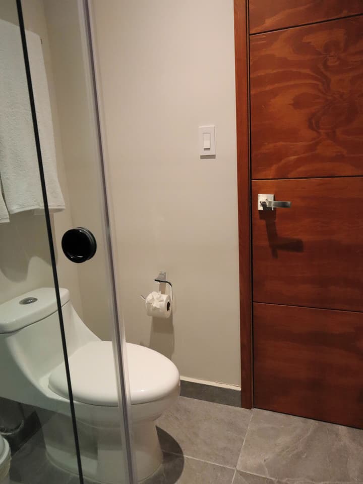 Hotel 28