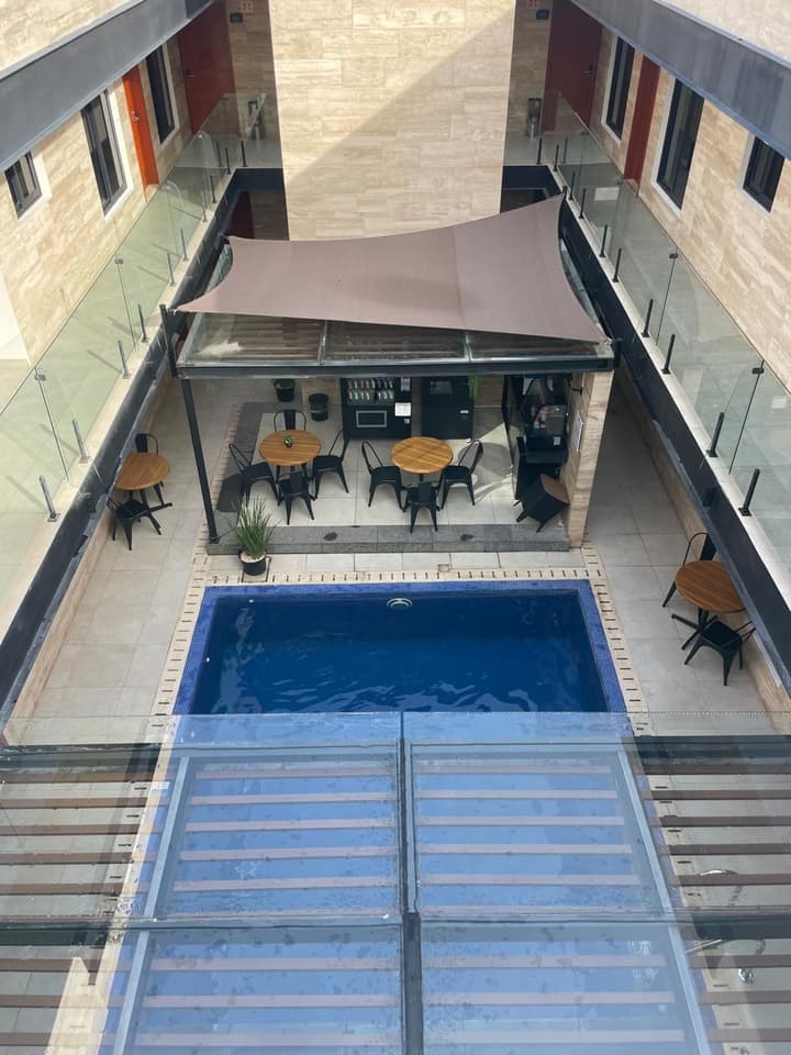 Hotel 28
