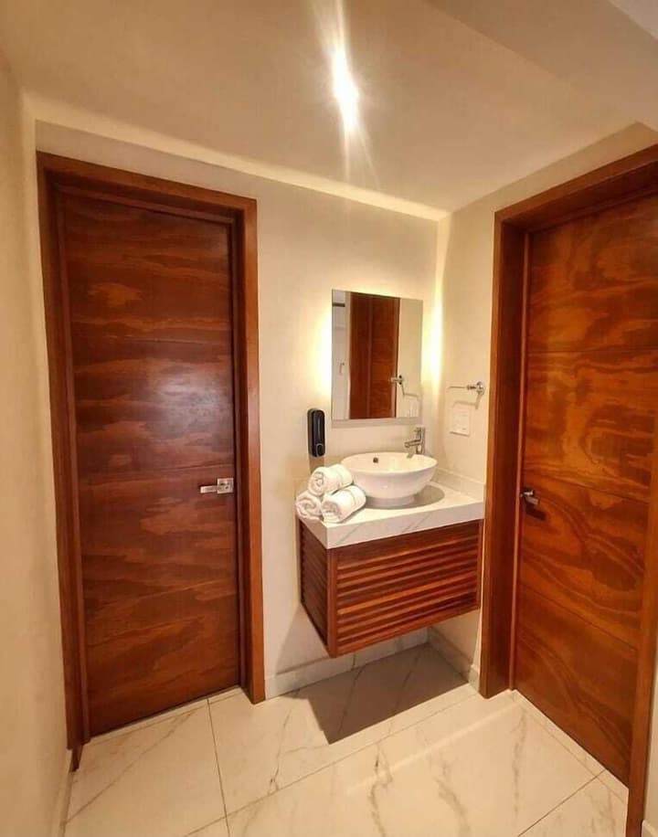 Hotel 28