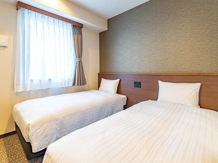 BANDE HOTEL TEMPOZAN