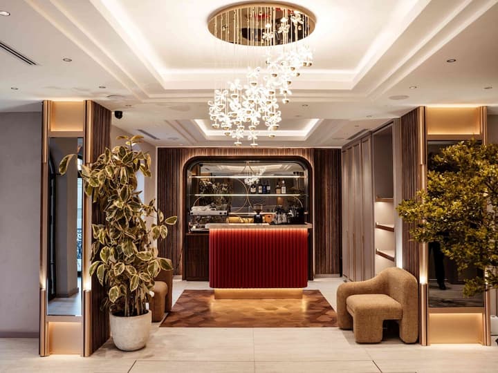 Royal Historical Palace Hotel