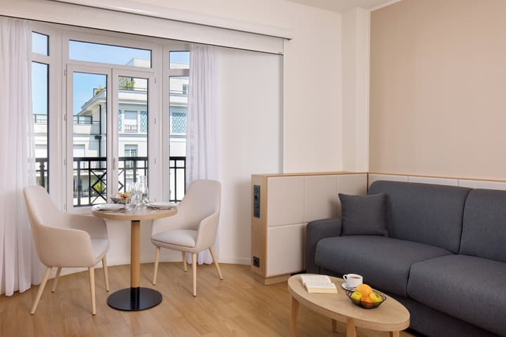 Zenitude Hôtel-Résidences Val d'Europe