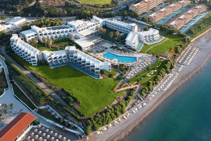 Paralos Rodos Lifestyle