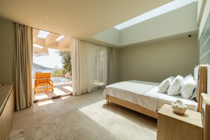 Asfiya Sea View Hotel