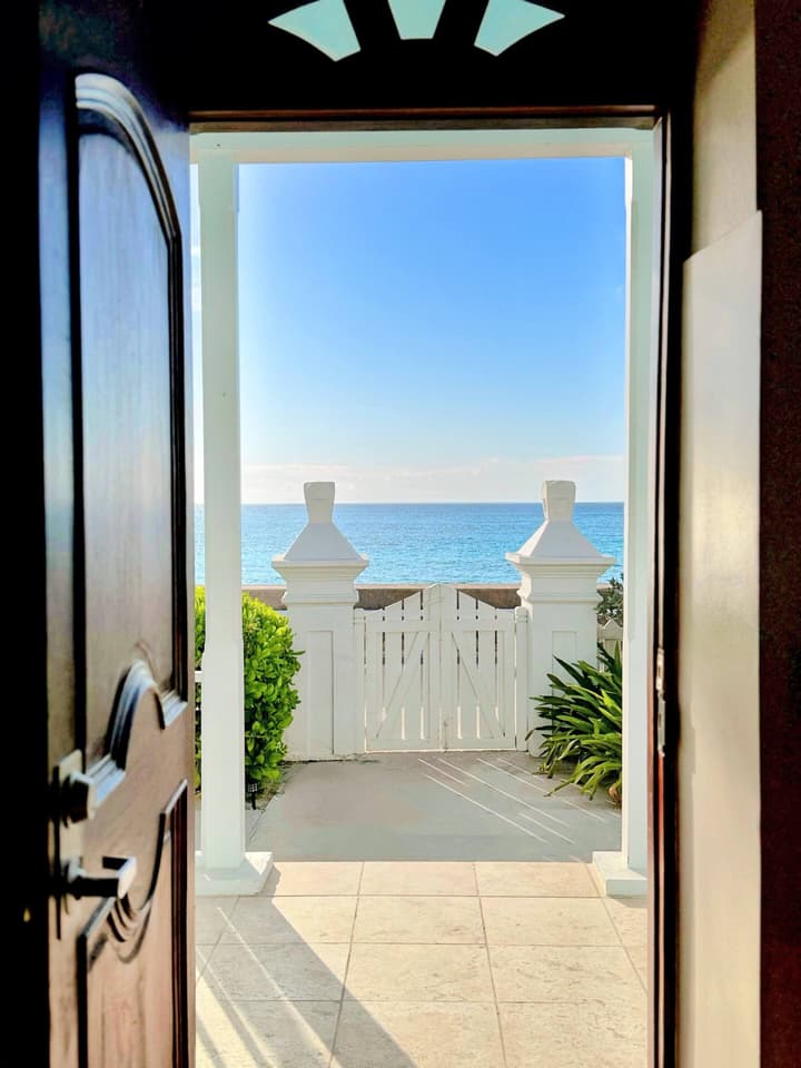 Grand Turk Inn