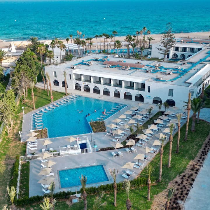 One Resort Premium