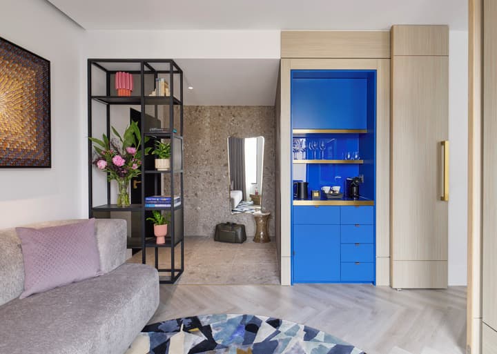 Hotel Indigo Melbourne Little Collins by IHG