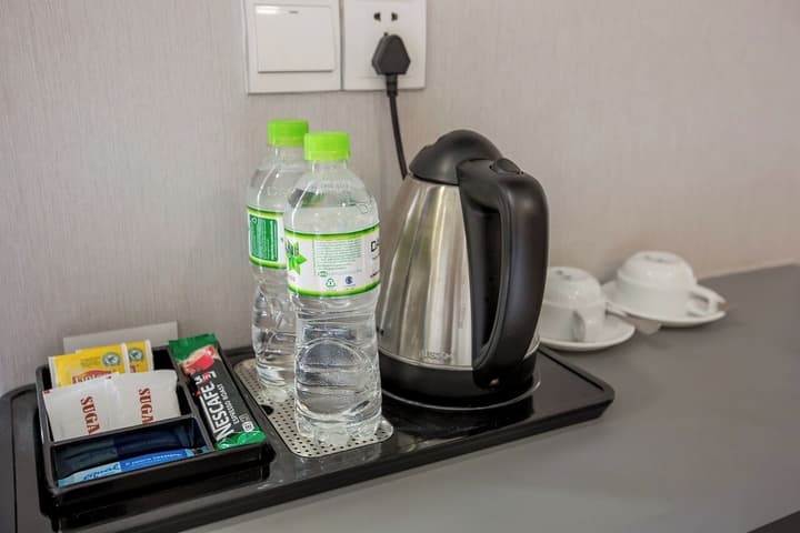F L G Hotel