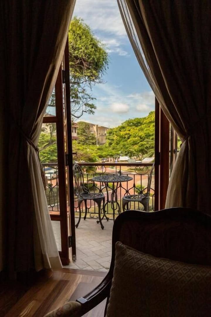 Hotel Plaza Herrera