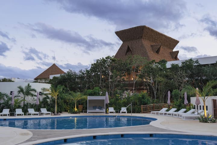 Hotel Mundo Maya Tulum - Jaguar Park & Beach