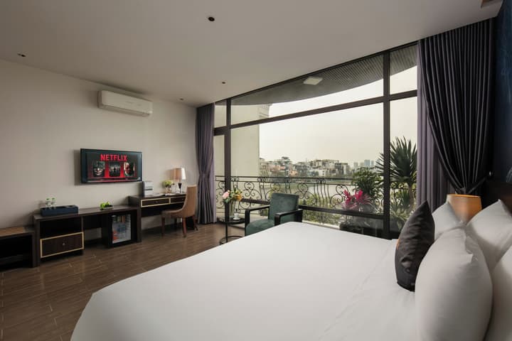 Westlake Pearl Suites - By Pegasy Group