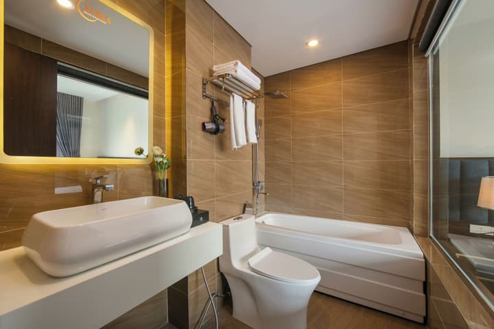 Westlake Pearl Suites - By Pegasy Group