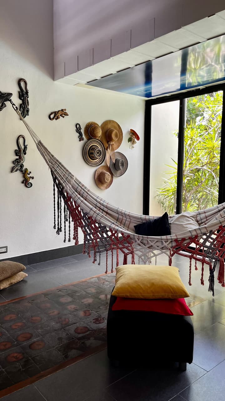 MANAYA Bed & Breakfast