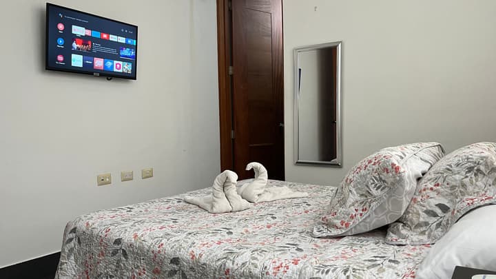 MANAYA Bed & Breakfast