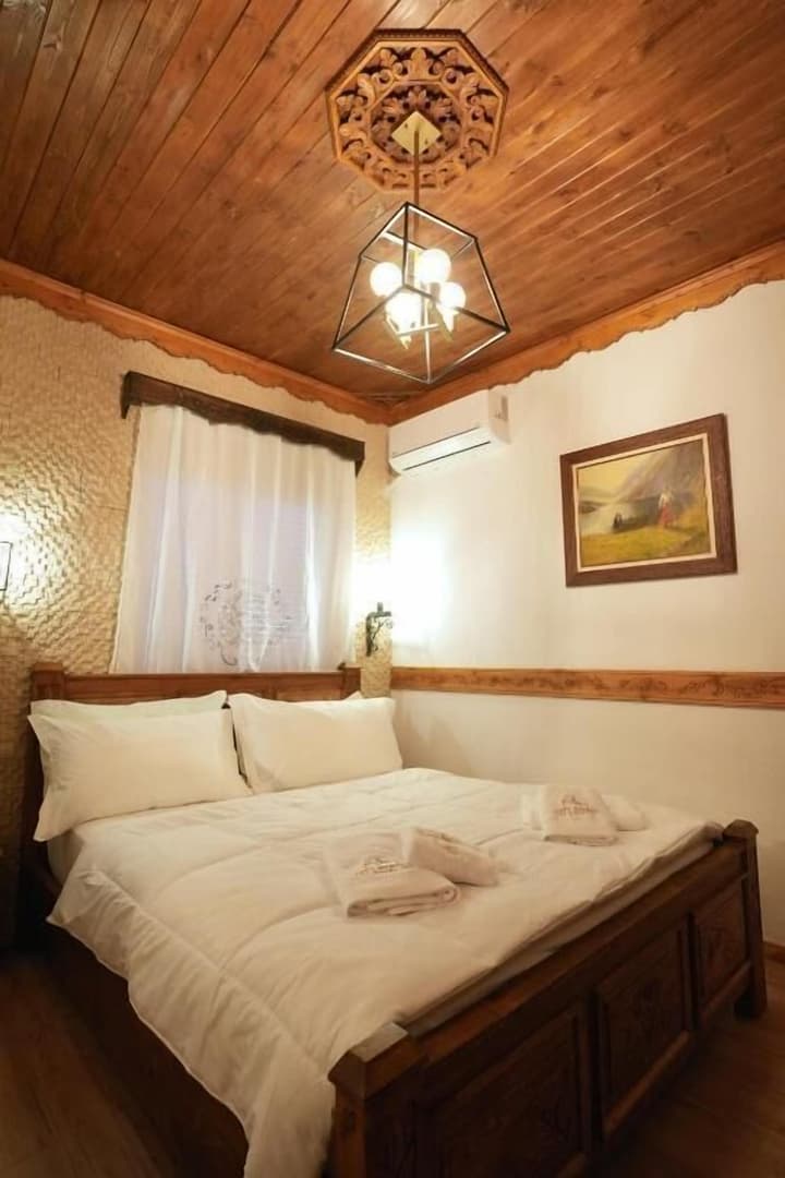City Street Hotel