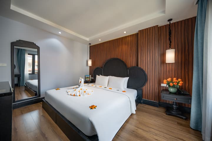 Royal Signature Hotel Hanoi