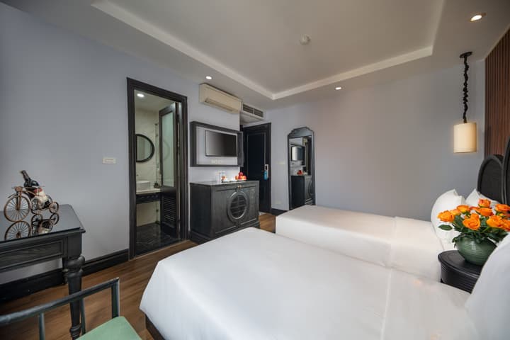 Royal Signature Hotel Hanoi