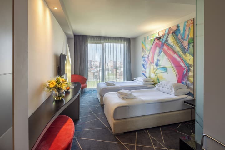 Nobel Zira Hotel