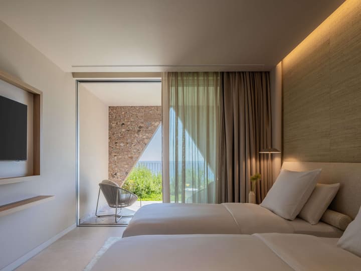 Green Coast Hotel Mgallery Collection
