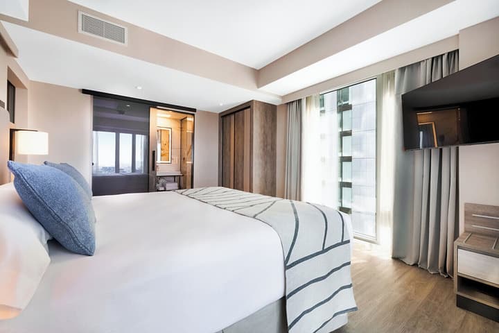 Hotel Riu Plaza Toronto