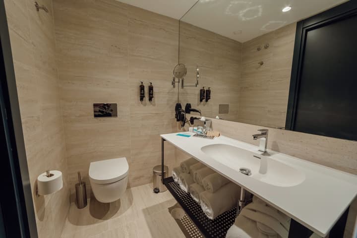 ABC HOTEL PORTO - CAMPANHÃ