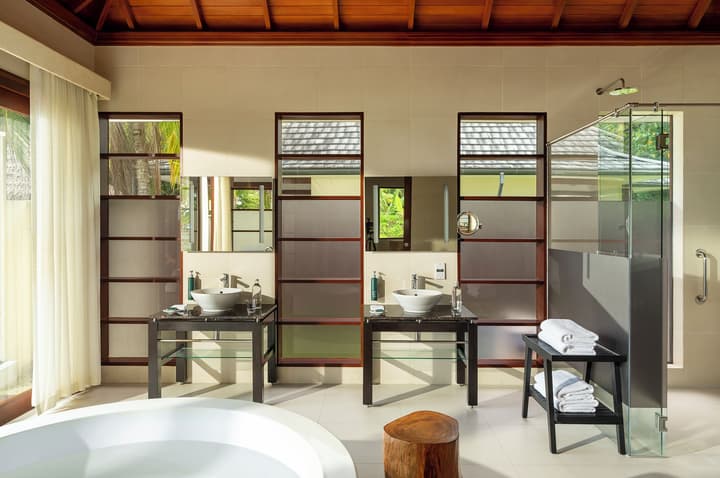 Niva Labriz Seychelles