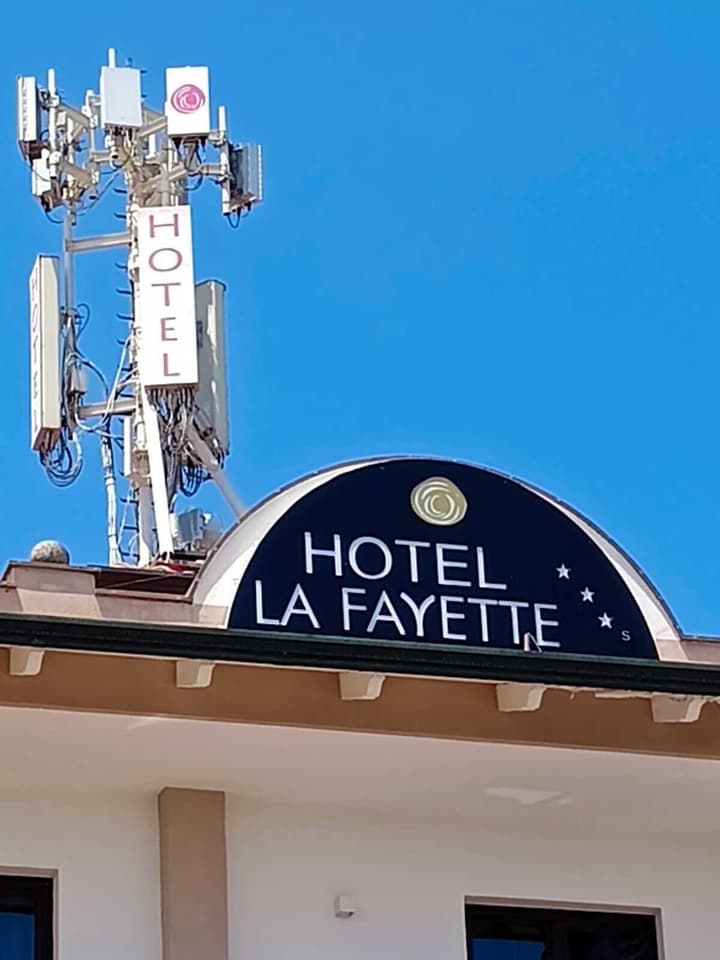 HOTEL LA FAYETTE LICOLA