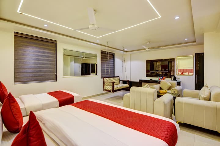 Hotel The Krishna