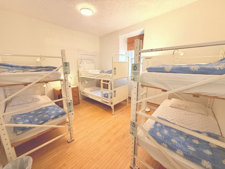 Auberge du Plateau - Hostel