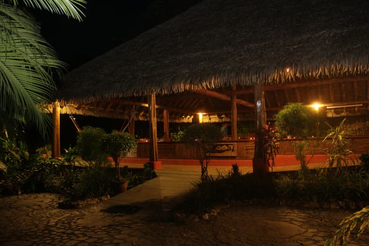 Luna Lodge