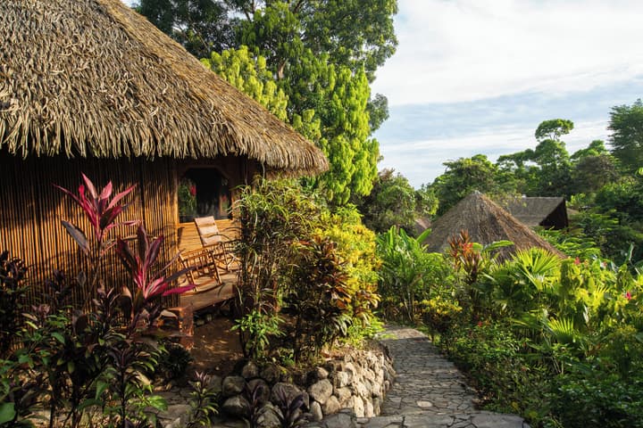 Luna Lodge