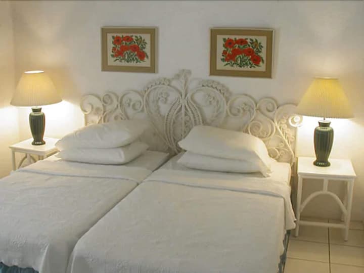 Paradise Villas
