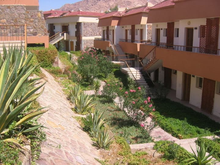 Catherine Plaza Hotel