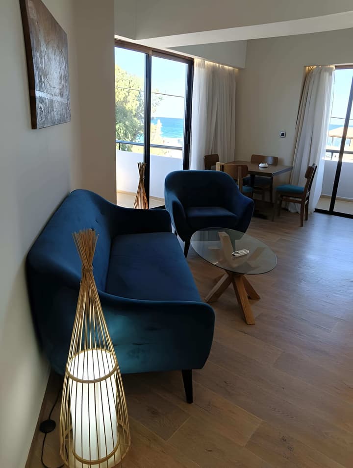 Sunny Days Hotel