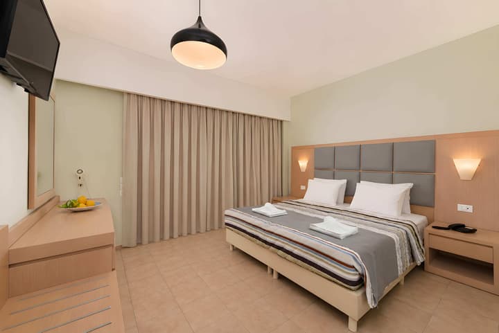 Sunny Days Hotel