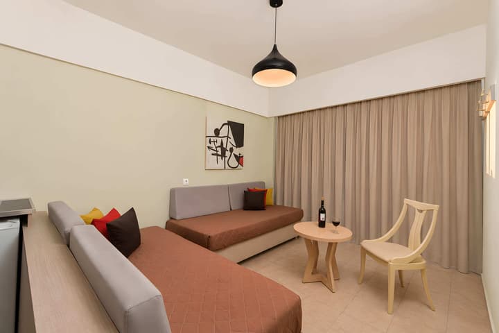Sunny Days Hotel