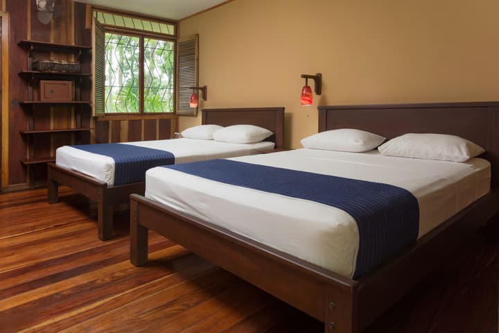 Laguna Lodge