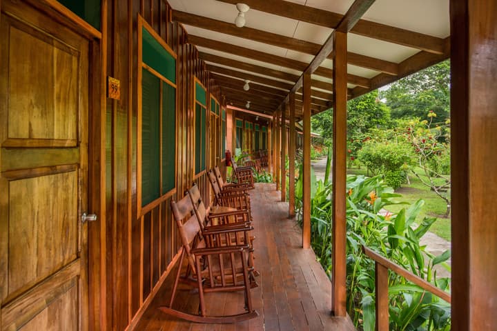 Laguna Lodge
