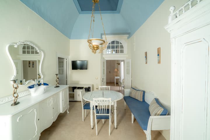 Poseidon Mansion