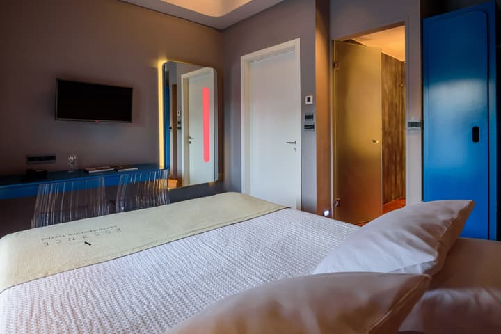 Essence Hotel