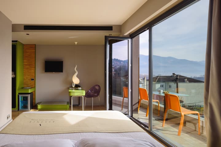 Essence Hotel